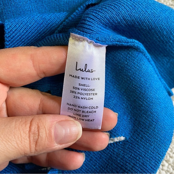 NWOT Lulus Immensely Poised Blue Sleeveless Laser Cut Sweater Midi Dress - Picture 5 of 11